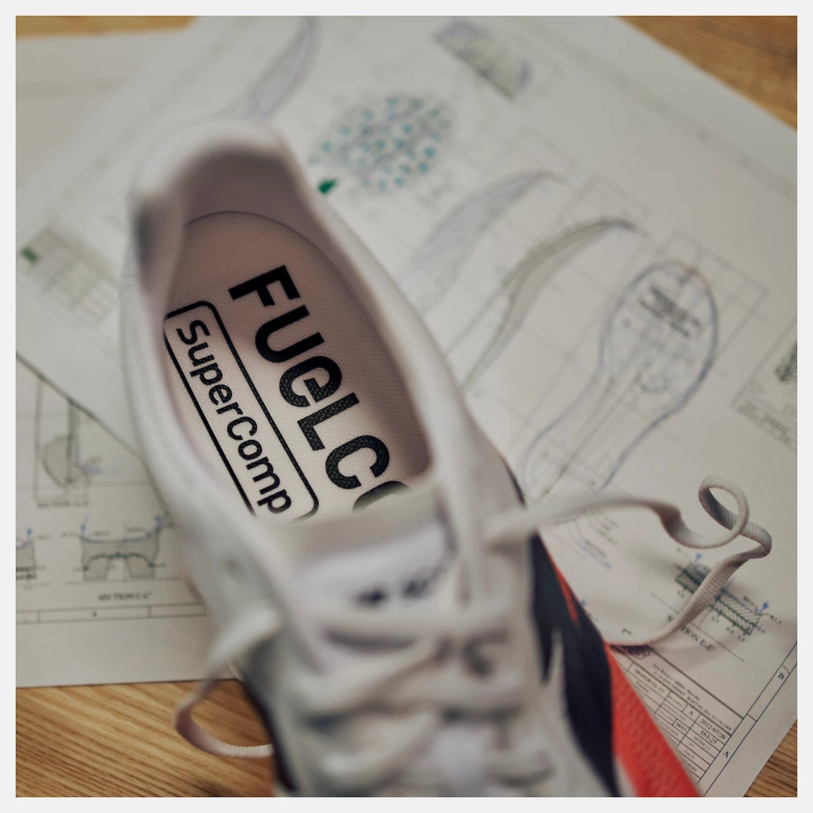 FuelCell SuperComp Elite v5 chaussures